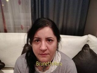 BrunetteMira